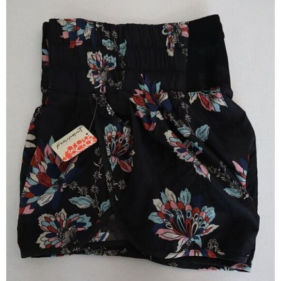 FP Movement OB1223545 Women's Sz M Black Floral The Way Home Printed Shorts - Picture 8 of 10